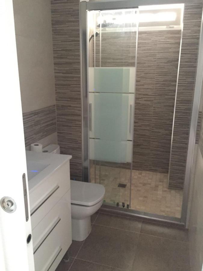 Levante Beachfront Luxury Apartment Benidorm Eksteriør billede